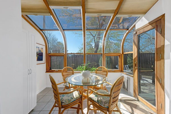 1-Restwell-Crescent-Toronto-Web-Salisbury-26