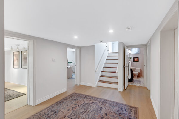 1-Restwell-Crescent-Toronto-Web-Salisbury-43