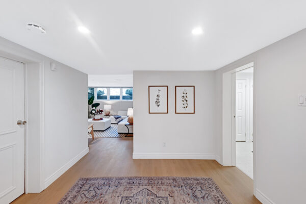 1-Restwell-Crescent-Toronto-Web-Salisbury-44