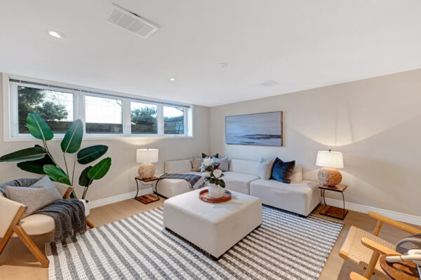 1-Restwell-Crescent-Toronto-Web-Salisbury-46