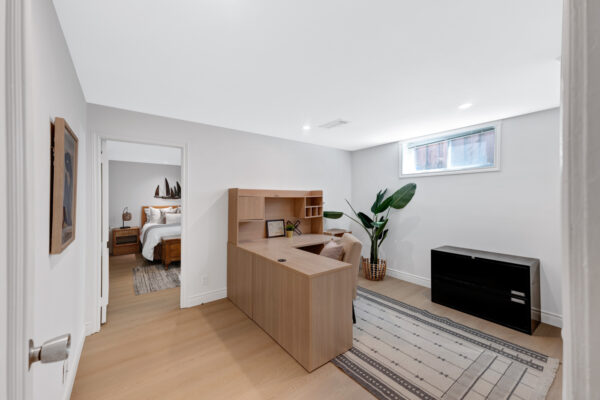1-Restwell-Crescent-Toronto-Web-Salisbury-49
