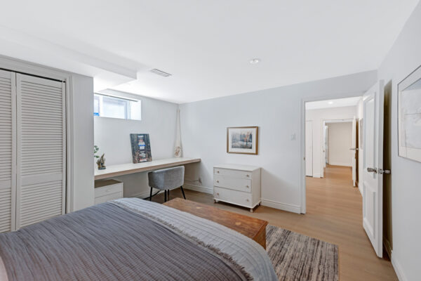1-Restwell-Crescent-Toronto-Web-Salisbury-52
