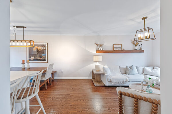 1303-Crossfield-Bend-Mississauga-Web-Salisbury-12