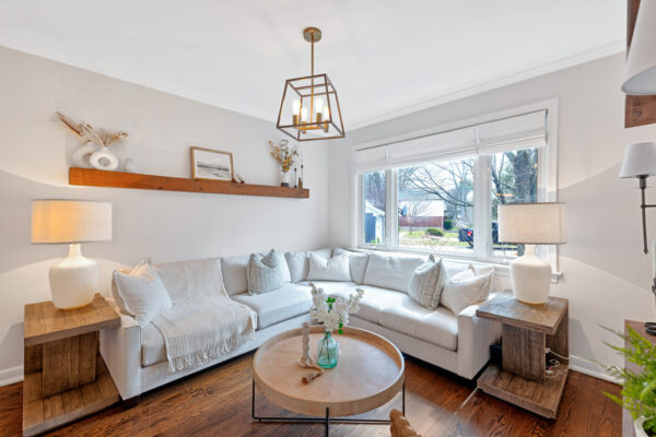 1303-Crossfield-Bend-Mississauga-Web-Salisbury-15