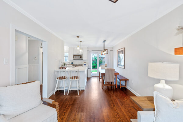 1303-Crossfield-Bend-Mississauga-Web-Salisbury-16