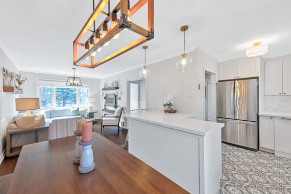 1303-Crossfield-Bend-Mississauga-Web-Salisbury-18