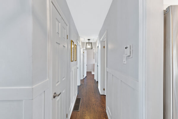 1303-Crossfield-Bend-Mississauga-Web-Salisbury-24