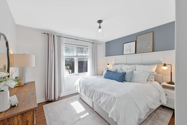 1303-Crossfield-Bend-Mississauga-Web-Salisbury-25