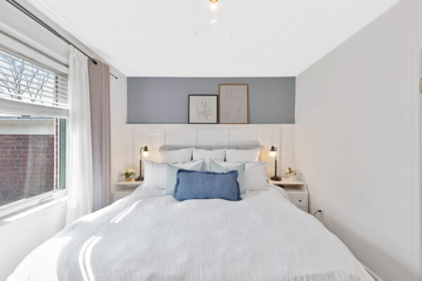 1303-Crossfield-Bend-Mississauga-Web-Salisbury-26