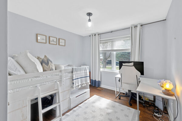 1303-Crossfield-Bend-Mississauga-Web-Salisbury-33