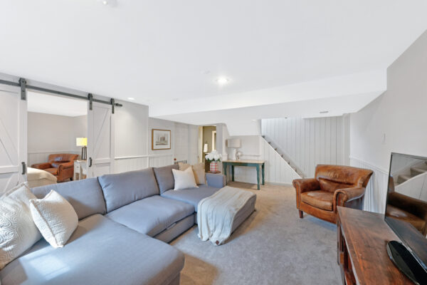 1303-Crossfield-Bend-Mississauga-Web-Salisbury-39