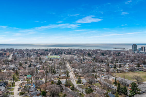 1303-Crossfield-Bend-Mississauga-Web-Salisbury-67