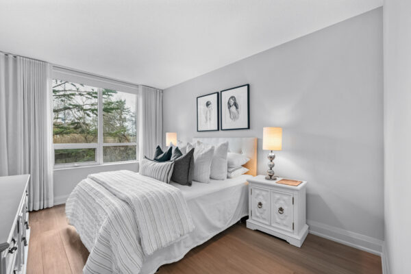 18-William-Carson-Crescent-#318-Toronto-Web-Salisbury-32