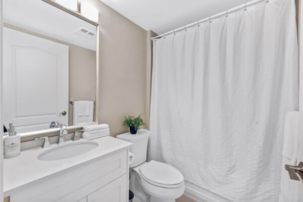 18-William-Carson-Crescent-#318-Toronto-Web-Salisbury-42