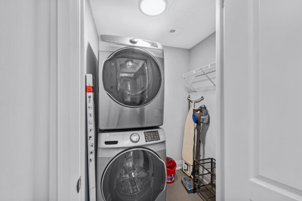 18-William-Carson-Crescent-#318-Toronto-Web-Salisbury-44