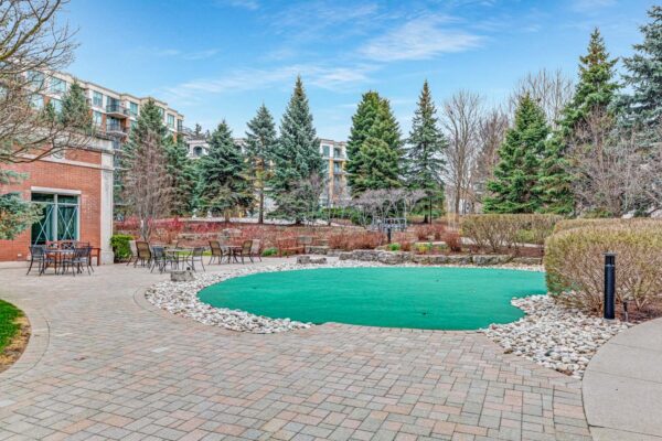 18-William-Carson-Crescent-#318-Toronto-Web-Salisbury-50