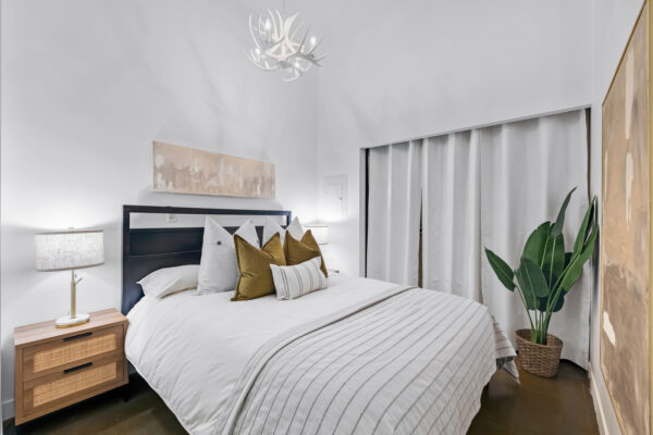 201-Carlaw-Avenue-#201-Toronto-Web-Salisbury-27