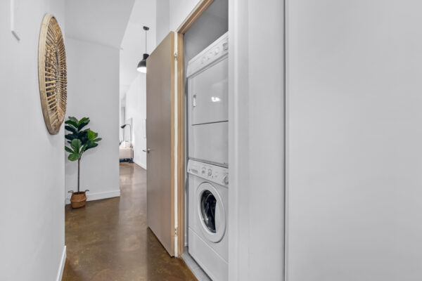 201-Carlaw-Avenue-#201-Toronto-Web-Salisbury-31