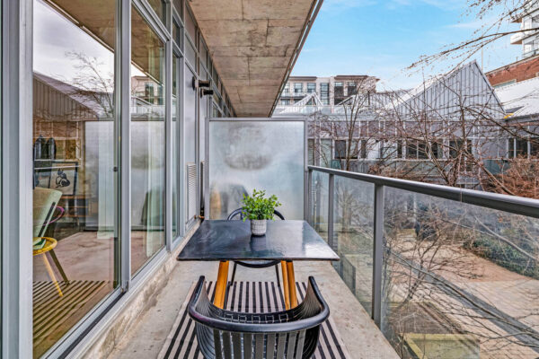 201-Carlaw-Avenue-#201-Toronto-Web-Salisbury-33