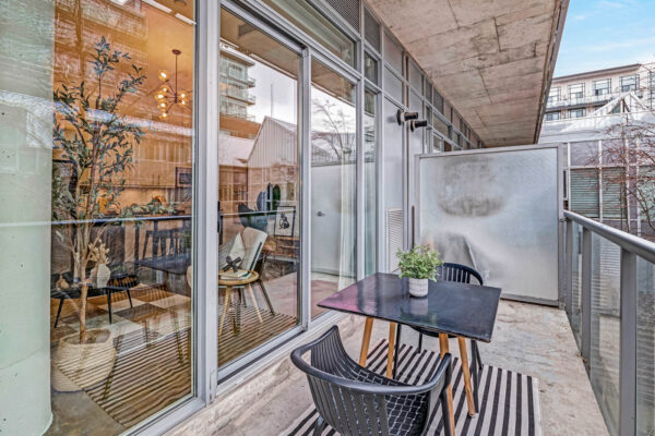 201-Carlaw-Avenue-#201-Toronto-Web-Salisbury-34