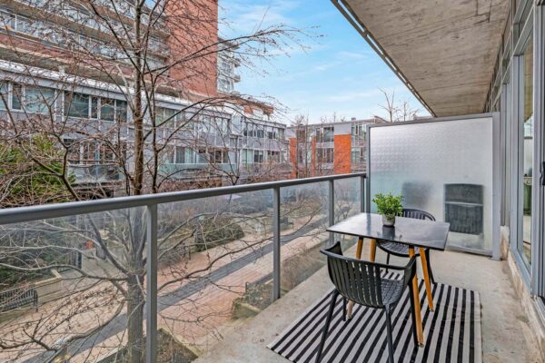 201-Carlaw-Avenue-#201-Toronto-Web-Salisbury-35