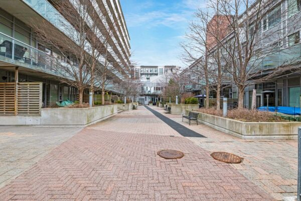 201-Carlaw-Avenue-#201-Toronto-Web-Salisbury-39