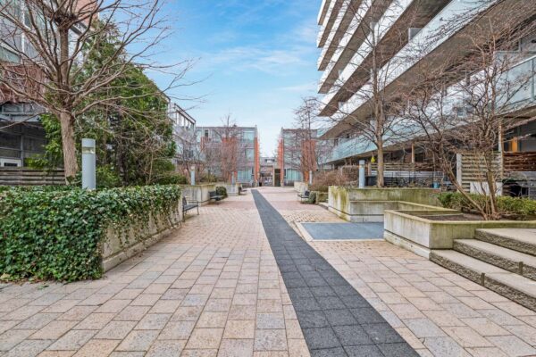 201-Carlaw-Avenue-#201-Toronto-Web-Salisbury-40