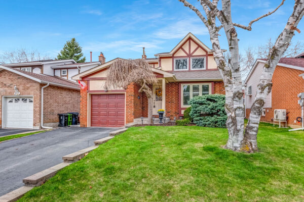 219-Goldhawk-Trail-Toronto-Web-Salisbury-6