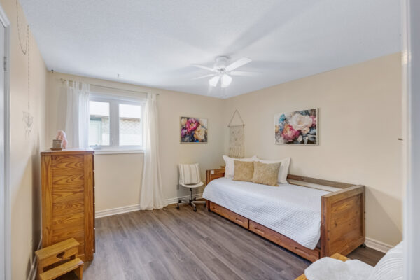 22-Havagal-Crescent-Markham-Web-Salisbury-49