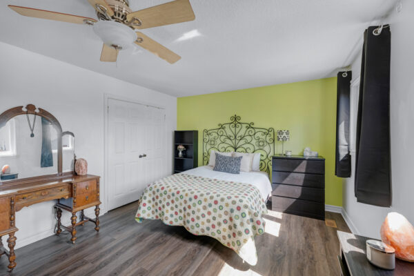 22-Havagal-Crescent-Markham-Web-Salisbury-54