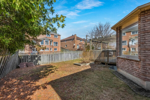 22-Havagal-Crescent-Markham-Web-Salisbury-69