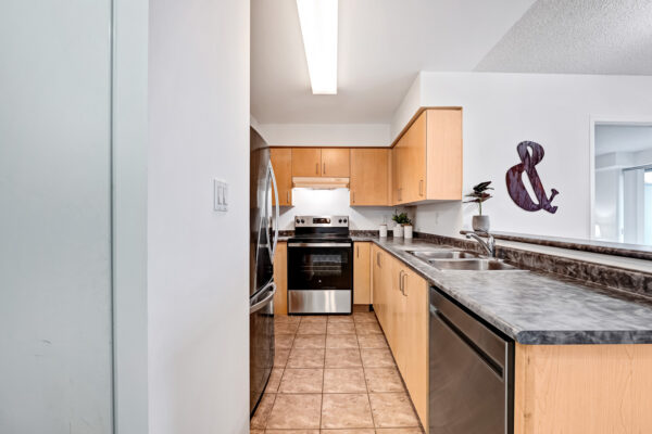 233-Beecroft-Road-#915-Toronto-Web-Salisbury-10