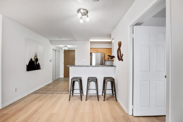 233-Beecroft-Road-#915-Toronto-Web-Salisbury-14