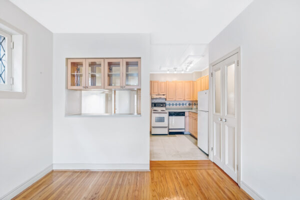 26-Martin-Road-Toronto-Web-Salisbury-23
