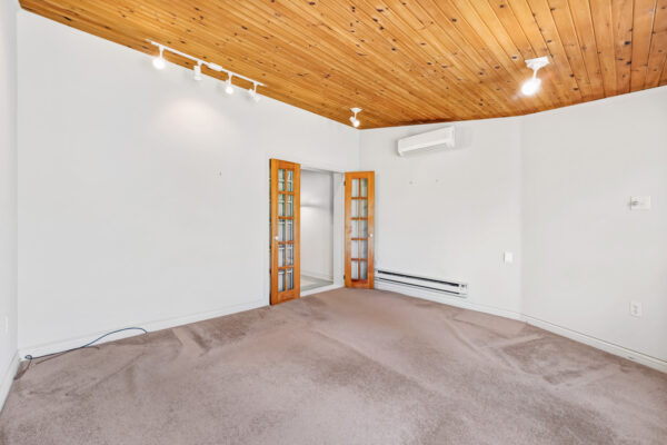 26-Martin-Road-Toronto-Web-Salisbury-34