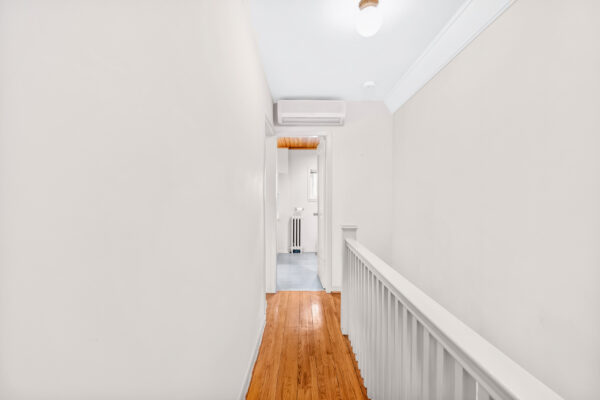 26-Martin-Road-Toronto-Web-Salisbury-42