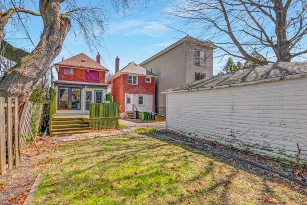 26-Martin-Road-Toronto-Web-Salisbury-61