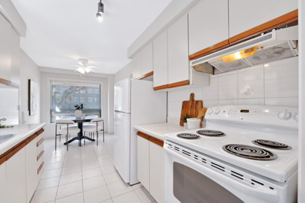 26-Richgrove-Drive-Toronto-Web-Salisbury-21