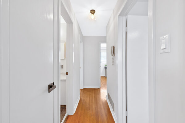 26-Richgrove-Drive-Toronto-Web-Salisbury-36