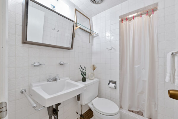 26-Richgrove-Drive-Toronto-Web-Salisbury-51