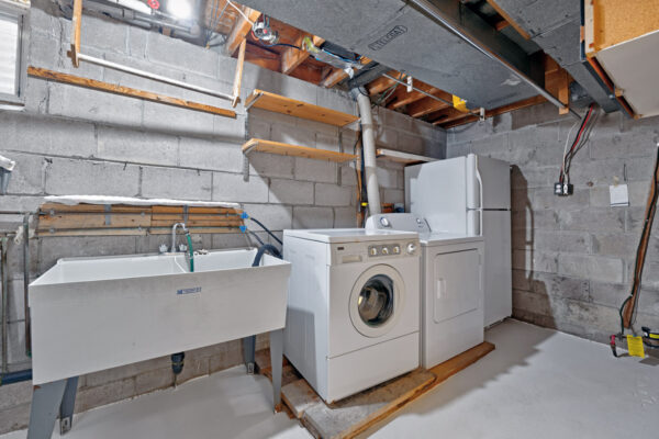 26-Richgrove-Drive-Toronto-Web-Salisbury-52