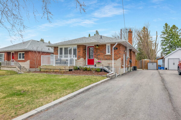 289-Muriel-Avenue-Oshawa-Web-Salisbury-2