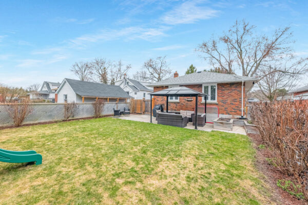289-Muriel-Avenue-Oshawa-Web-Salisbury-47