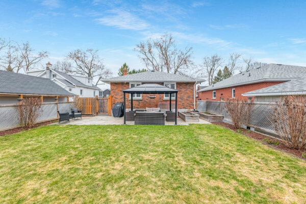 289-Muriel-Avenue-Oshawa-Web-Salisbury-48
