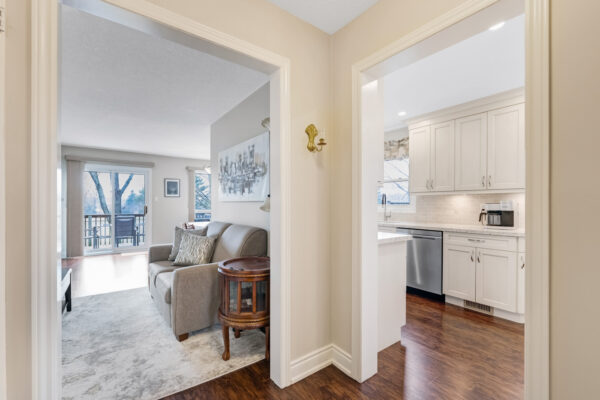 38-Greenwood-Road-Stouffville-Web-Salisbury-15