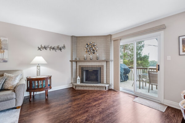 38-Greenwood-Road-Stouffville-Web-Salisbury-21