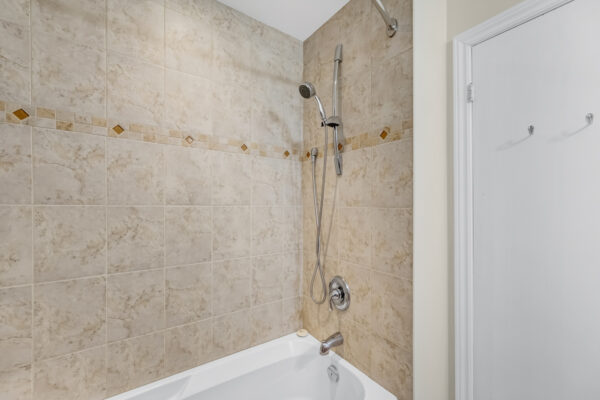 38-Greenwood-Road-Stouffville-Web-Salisbury-50