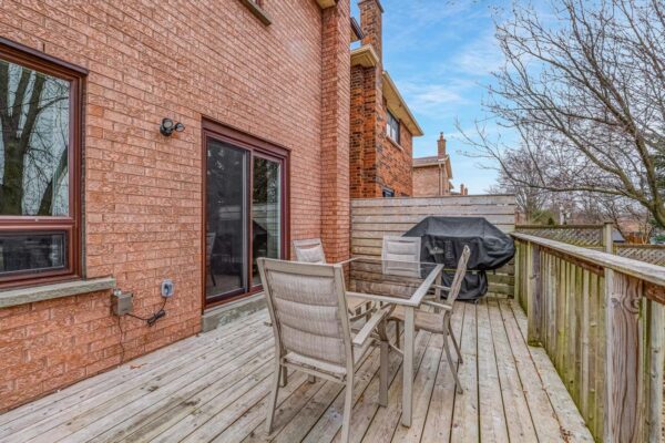 38-Greenwood-Road-Stouffville-Web-Salisbury-73