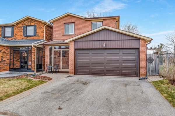 38-Greenwood-Road-Stouffville-Web-Salisbury-9