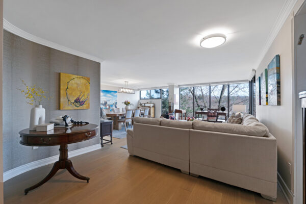 3900-Yonge-Street-#504-Toronto-Web-Salisbury-10